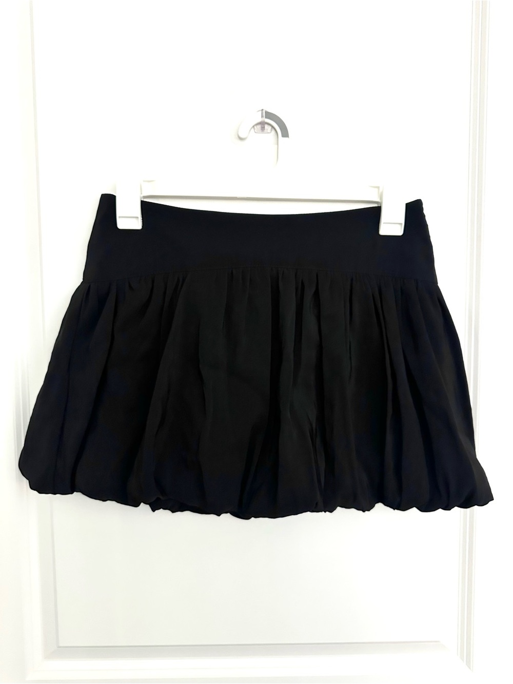 Zara Bubble Balloon Hem Mini Skirt Size Medium